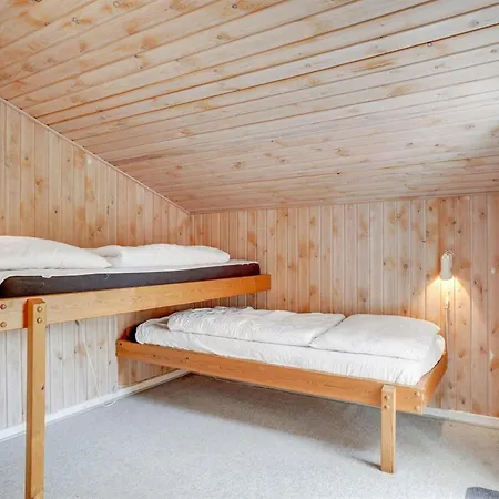 Bosi - 28km From The Sea By Interhome Feriehus *