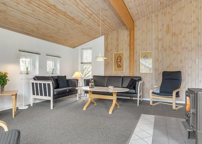 Bosi - 28km From The Sea By Interhome Casa de Férias